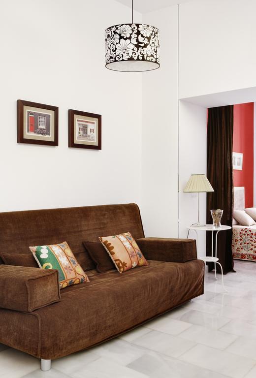 Apartamentos Mariscal Sevilla Habitación foto