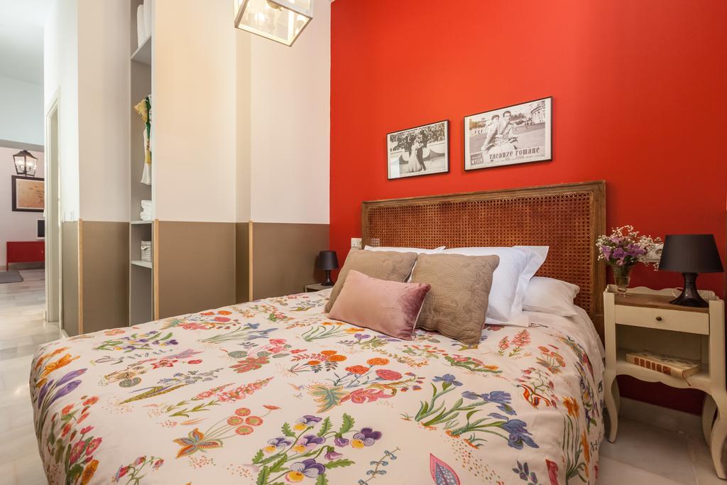 Apartamentos Mariscal Sevilla Exterior foto